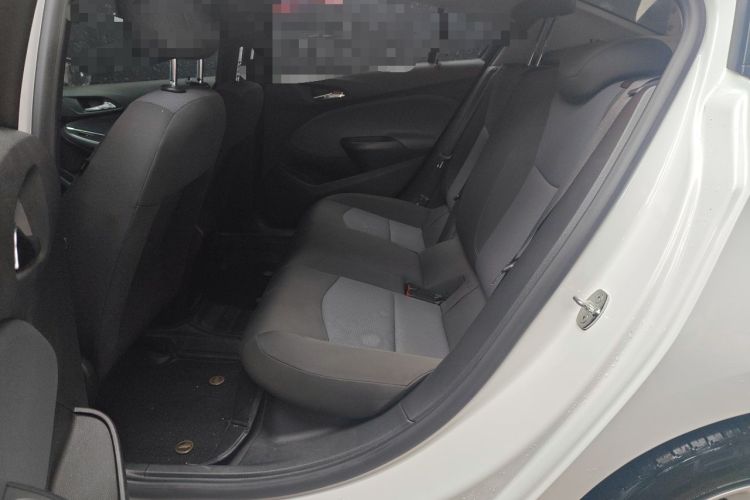 Used Chevrolet Cruze 2018 320 Automatic Pioneer Sunroof Edition Left Rear Seat
