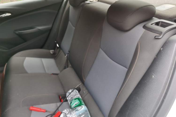 Used Chevrolet Cruze 2018 320 Automatic Pioneer Sunroof Edition Left Rear Seat