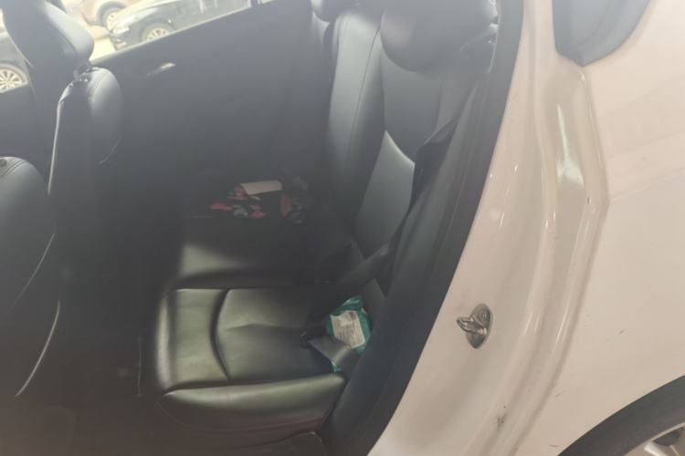 Used Chevrolet Cruze 2018 Hatchback 320 Automatic Pioneer Sunroof Edition Left Rear Seat