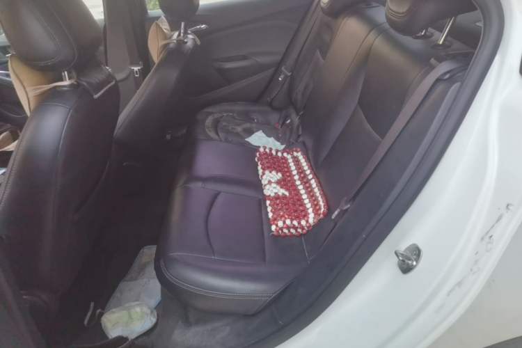 Used Chevrolet Cruze 2018 320 Automatic Pioneer Sunroof Edition Left Rear Seat