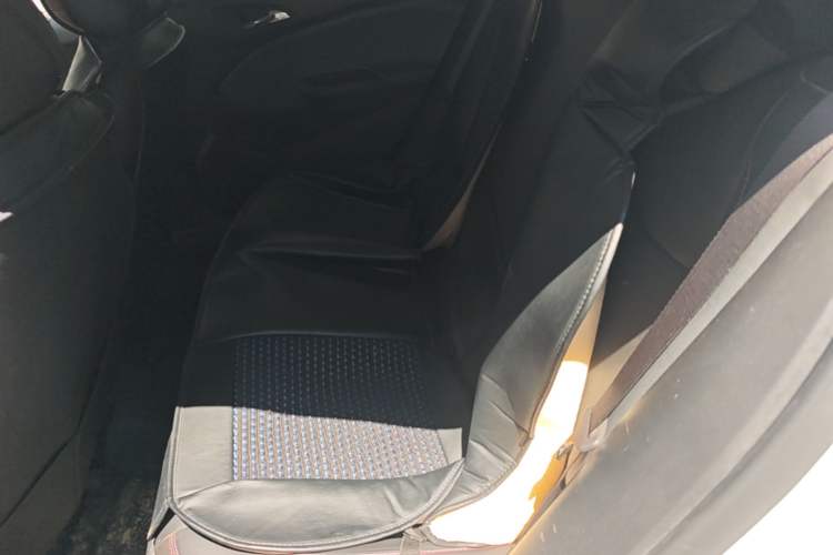 Used Chevrolet Cruze 2018 Redline 320 Automatic Pioneer Edition Left Rear Seat
