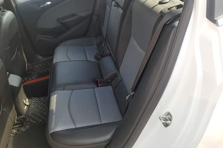 Used Chevrolet Cruze 2018 330T Dual-Clutch Xuanfeng Edition Left Rear Seat