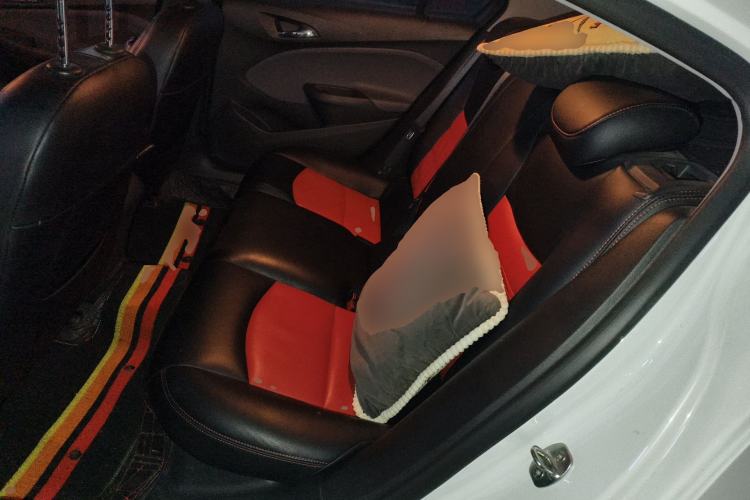 Used Chevrolet Cruze 2018 320 Automatic Pioneer Sunroof Edition Left Rear Seat