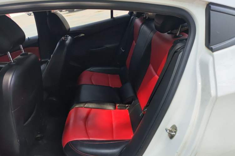 Used Chevrolet Cruze 2018 Redline 320 Automatic Pioneer Edition Left Rear Seat