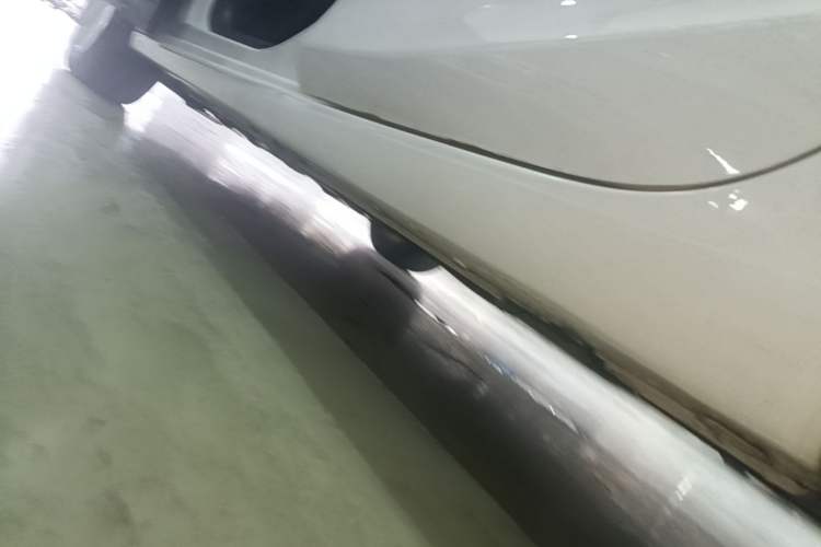 Used Chevrolet Cruze 2018 320 Automatic Pioneer Sunroof Edition Left Side Sill