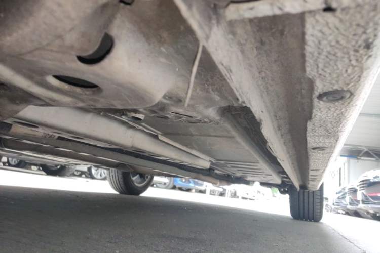 Used Chevrolet Cruze 2018 320 Automatic Pioneer Sunroof Edition Left Side Sill
