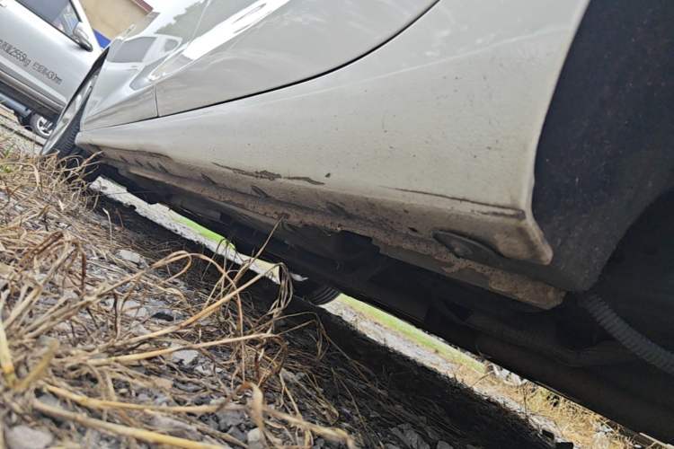 Used Chevrolet Cruze 2018 320 Automatic Pioneer Sunroof Edition Left Side Sill