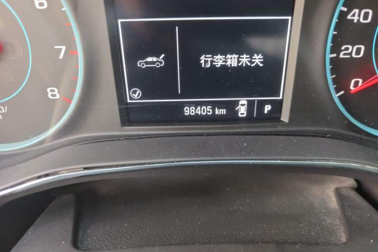 Used Chevrolet Cruze 2018 Redline 320 Automatic Pioneer Edition Odometer Close Up