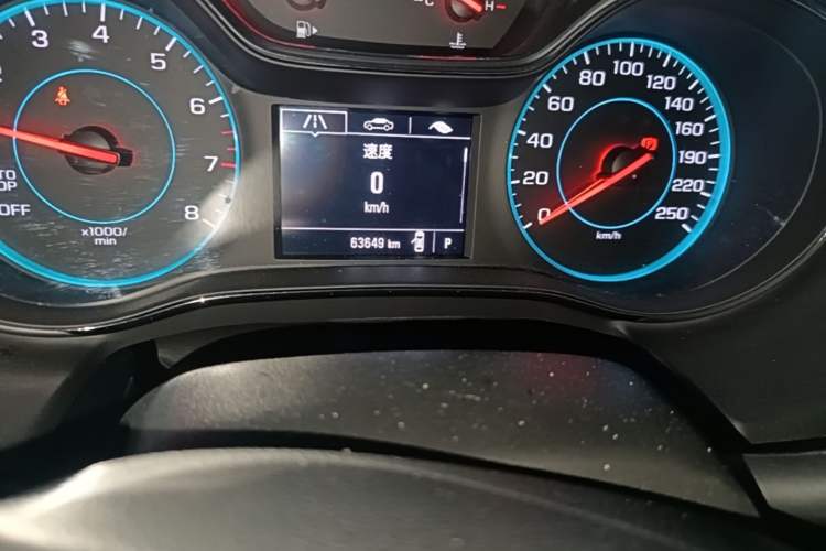 Used Chevrolet Cruze 2018 Redline 320 Automatic Pioneer Edition Odometer Close Up
