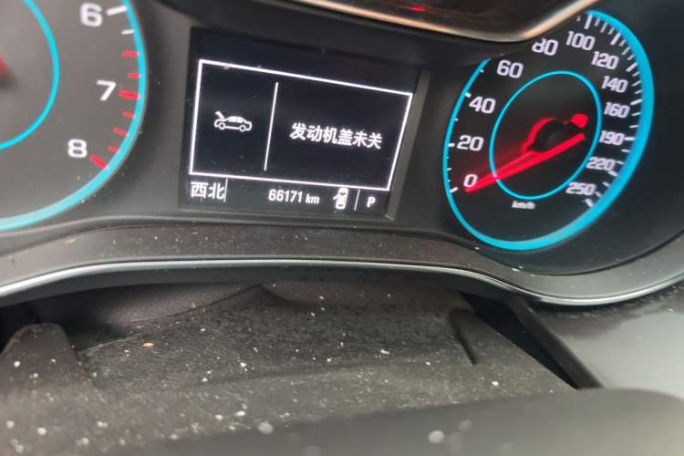 Used Chevrolet Cruze 2018 Redline 330T Dual-Clutch Flagship Edition Odometer Close Up