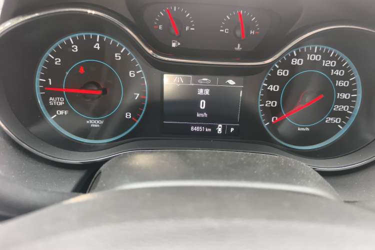 Used Chevrolet Cruze 2018 320 Automatic Pioneer Sunroof Edition Odometer Close Up
