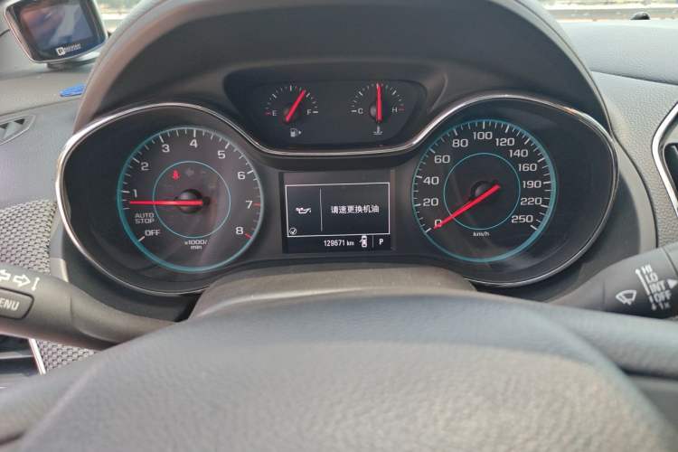 Used Chevrolet Cruze 2018 320 Automatic Pioneer Sunroof Edition Odometer Close Up