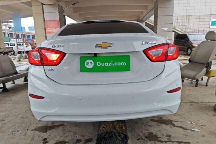 Used Chevrolet Cruze 2018 320 Automatic Pioneer Sunroof Edition Rear