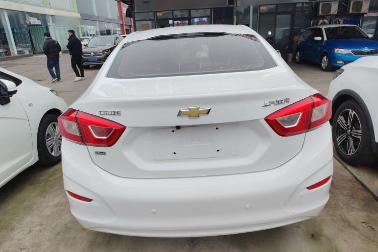 Used Chevrolet Cruze 2018 320 Automatic Pioneer Sunroof Edition Rear