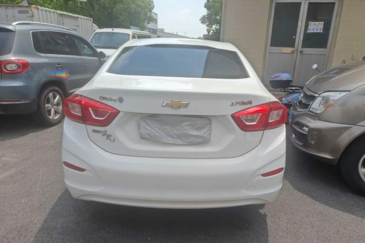Used Chevrolet Cruze 2018 320 Automatic Pioneer Sunroof Edition Rear