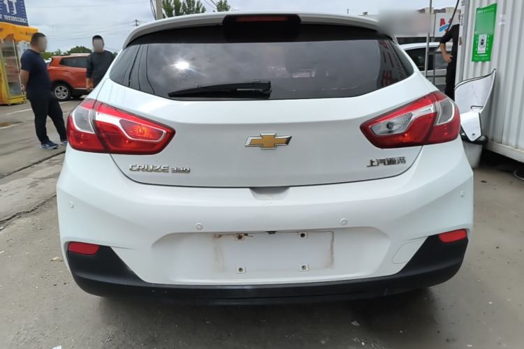 Used Chevrolet Cruze 2018 Hatchback 320 Automatic Pioneer Sunroof Edition Rear