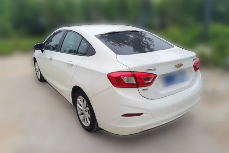 Used Chevrolet Cruze 2018 Hatchback 320 Automatic Pioneer Sunroof Edition Rear Left 45 Deg