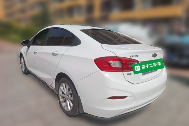 Used Chevrolet Cruze 2018 320 Automatic Pioneer Sunroof Edition Rear Left 45 Deg