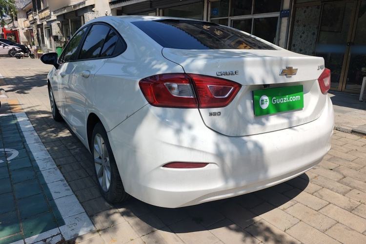 Used Chevrolet Cruze 2018 320 Automatic Pioneer Sunroof Edition Rear Left 45 Deg
