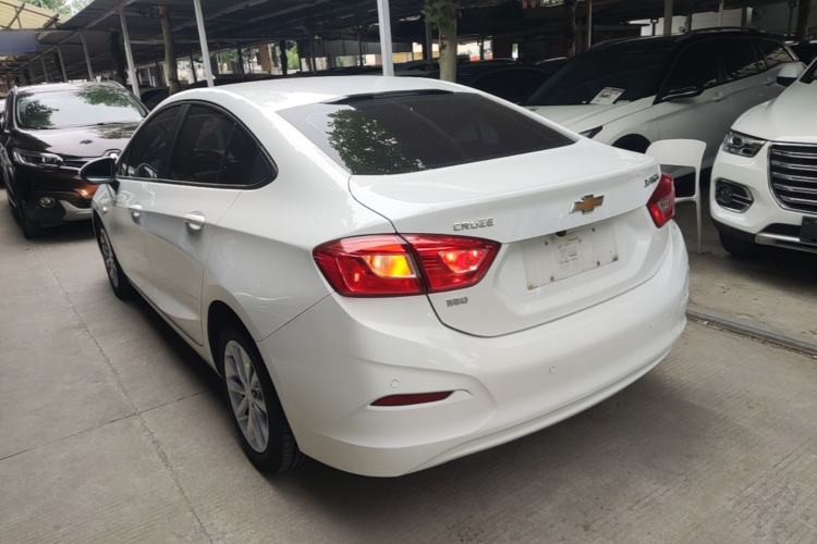 Used Chevrolet Cruze 2018 320 Automatic Pioneer Sunroof Edition Rear Left 45 Deg