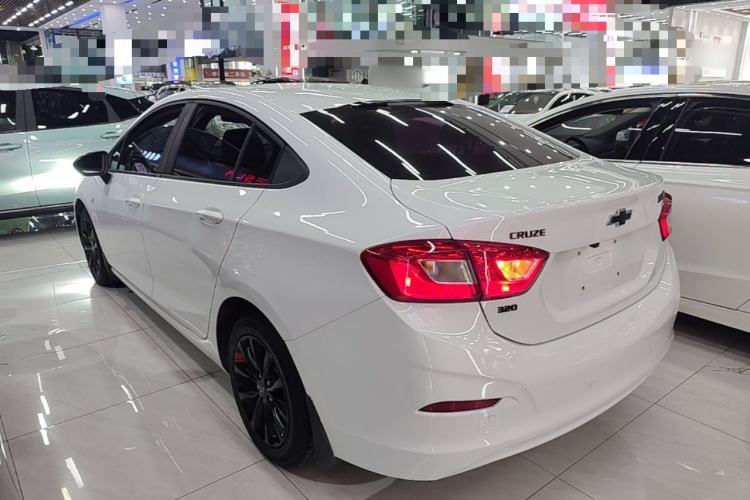 Used Chevrolet Cruze 2018 Redline 320 Automatic Pioneer Edition Rear Left 45 Deg
