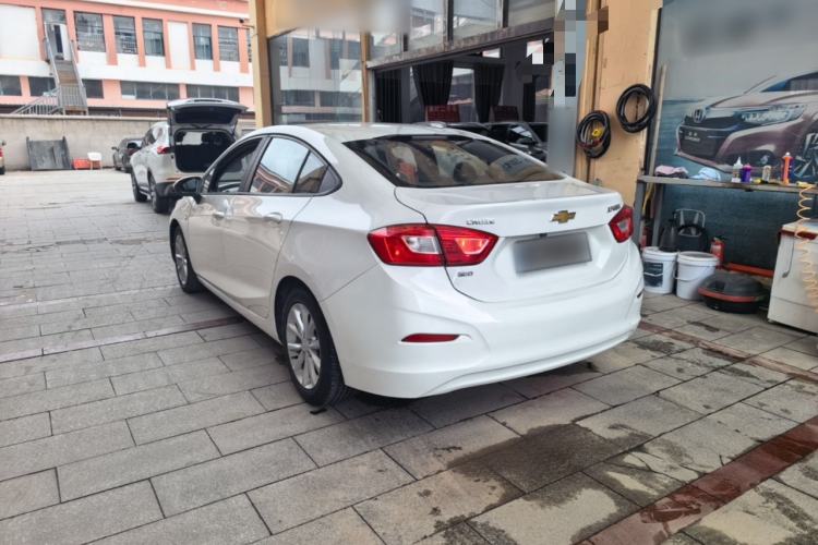 Used Chevrolet Cruze 2018 320 Automatic Pioneer Sunroof Edition Rear Left 45 Deg