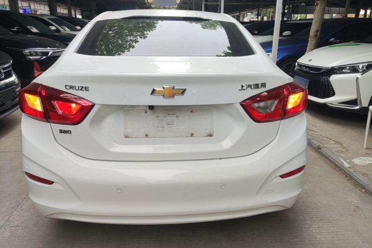 Used Chevrolet Cruze 2018 320 Automatic Pioneer Sunroof Edition Rear