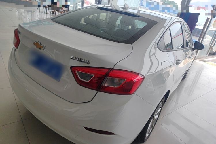 Used Chevrolet Cruze 2018 320 Automatic Pioneer Sunroof Edition Rear Right 45 Deg