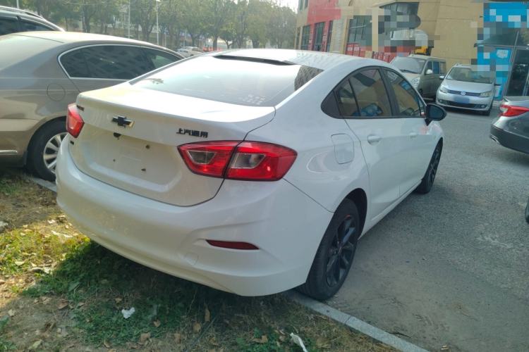 Used Chevrolet Cruze 2018 Redline 320 Automatic Pioneer Edition Rear Right 45 Deg