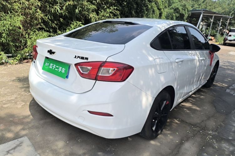 Used Chevrolet Cruze 2018 Redline 320 Automatic Pioneer Edition Rear Right 45 Deg