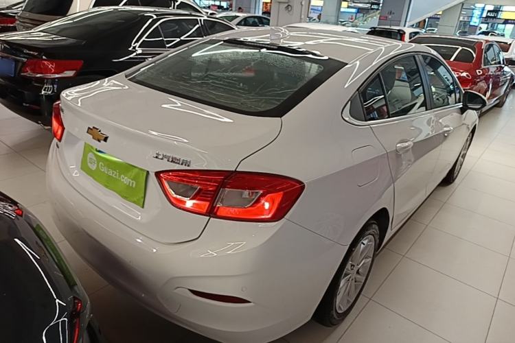 Used Chevrolet Cruze 2018 320 Automatic Xuanfeng Urban Edition Rear Right 45 Deg