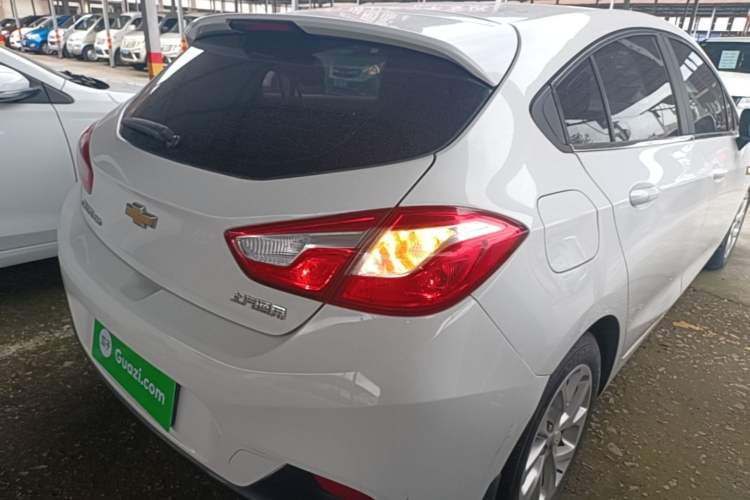 Used Chevrolet Cruze 2018 Hatchback 320 Automatic Pioneer Sunroof Edition Rear Right 45 Deg