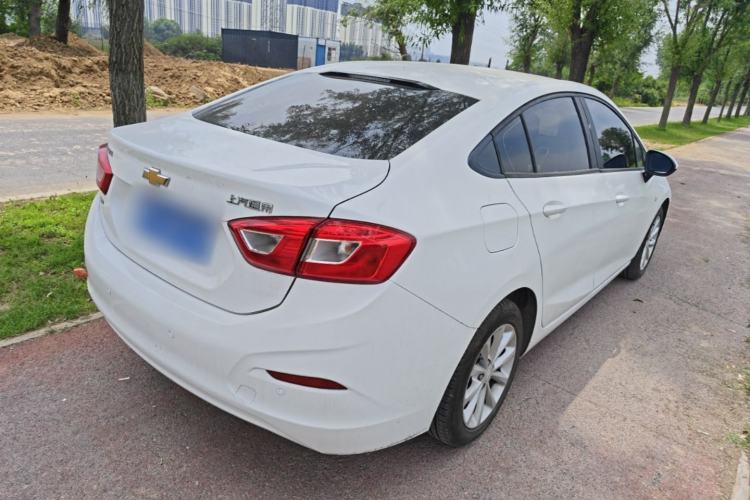Used Chevrolet Cruze 2018 320 Automatic Pioneer Sunroof Edition Rear Right 45 Deg