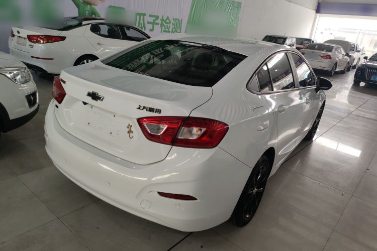 Used Chevrolet Cruze 2018 Redline 320 Automatic Pioneer Edition Rear Right 45 Deg