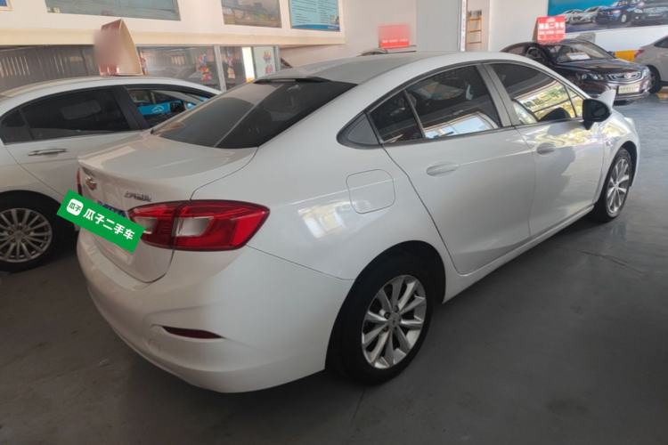 Used Chevrolet Cruze 2018 320 Automatic Pioneer Sunroof Edition Rear Right 45 Deg