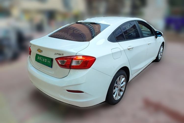Used Chevrolet Cruze 2018 Hatchback 320 Automatic Pioneer Sunroof Edition Rear Right 45 Deg