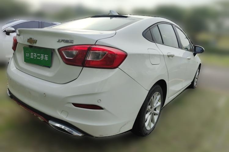 Used Chevrolet Cruze 2018 320 Automatic Pioneer Sunroof Edition Rear Right 45 Deg