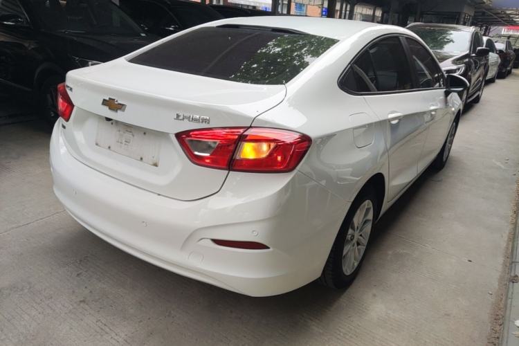 Used Chevrolet Cruze 2018 320 Automatic Pioneer Sunroof Edition Rear Right 45 Deg