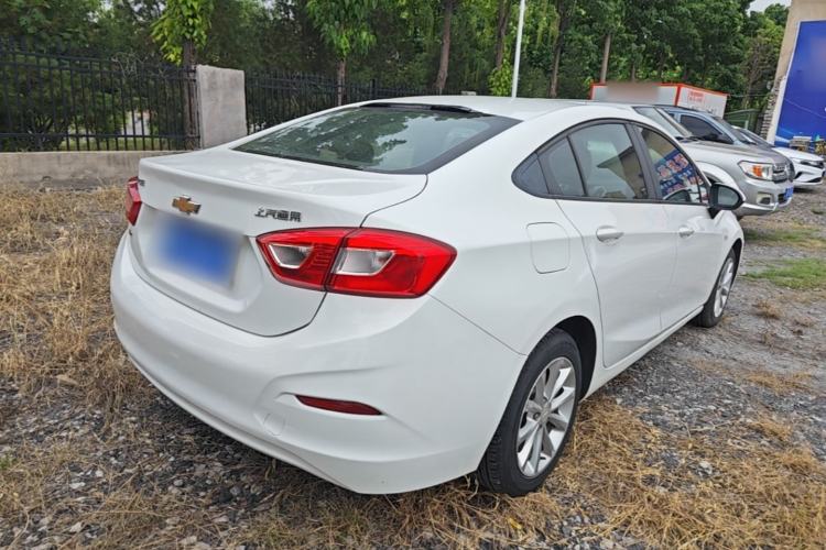 Used Chevrolet Cruze 2018 320 Automatic Pioneer Sunroof Edition Rear Right 45 Deg