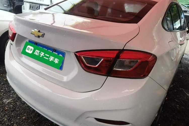 Used Chevrolet Cruze 2018 320 Automatic Pioneer Sunroof Edition Rear Right 45 Deg