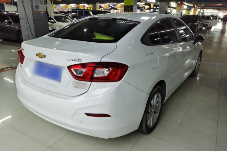 Used Chevrolet Cruze 2018 320 Automatic Pioneer Sunroof Edition Rear Right 45 Deg
