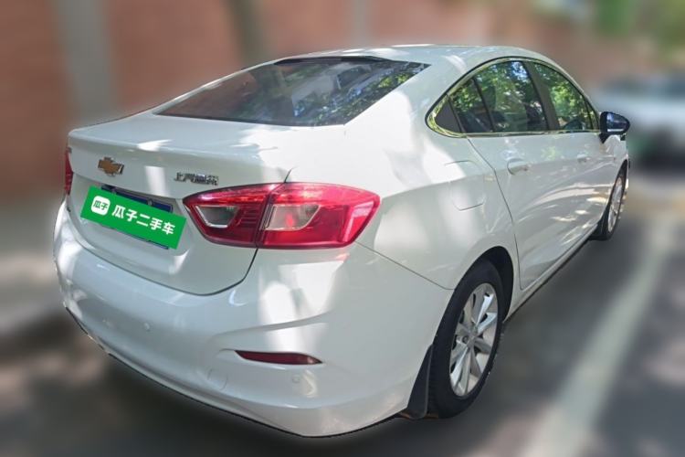 Used Chevrolet Cruze 2018 320 Automatic Pioneer Sunroof Edition Rear Right 45 Deg