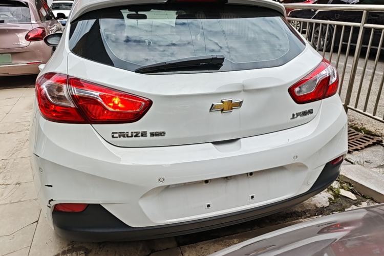 Used Chevrolet Cruze 2018 Hatchback 320 Automatic Xuanfeng Edition Rear
