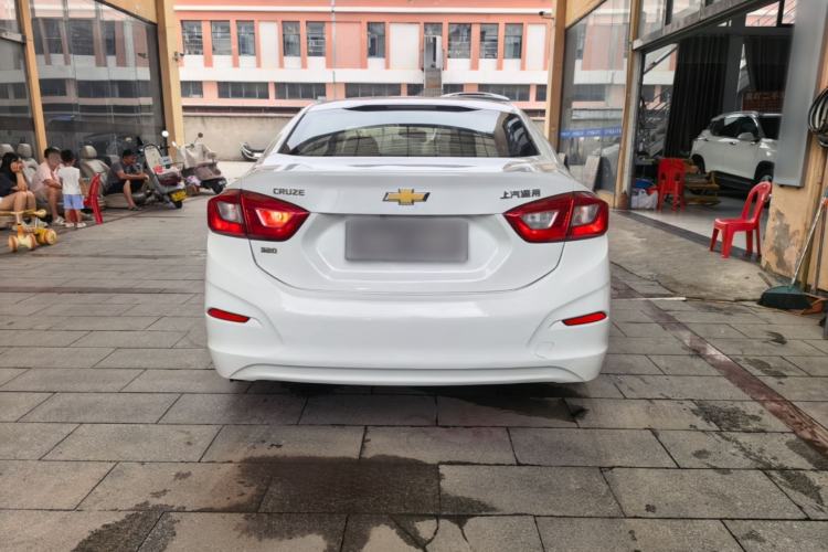 Used Chevrolet Cruze 2018 320 Automatic Pioneer Sunroof Edition Rear
