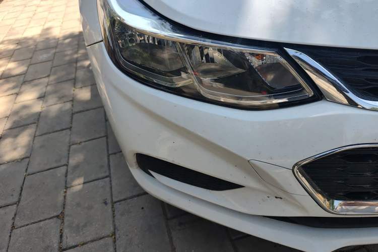 Used Chevrolet Cruze 2018 320 Automatic Pioneer Sunroof Edition Right Front Headlight