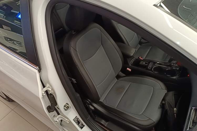 Used Chevrolet Cruze 2018 320 Automatic Xuanfeng Urban Edition Right Front Seat