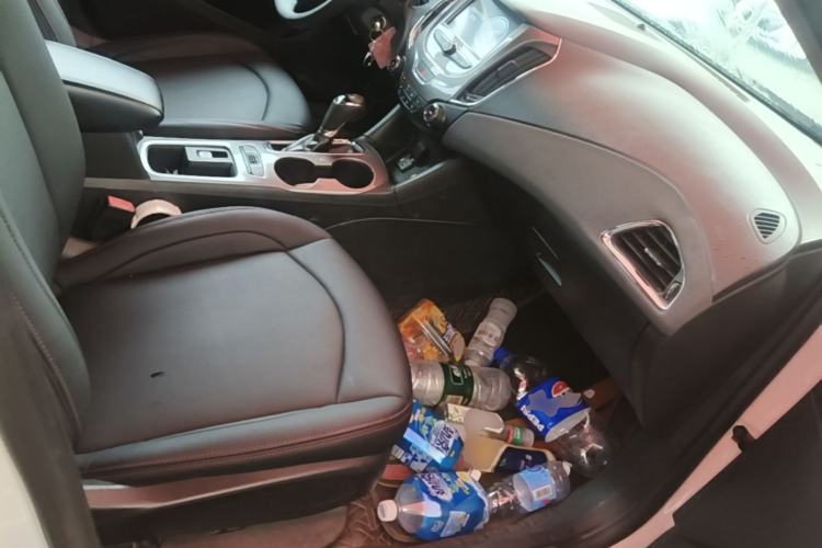 Used Chevrolet Cruze 2018 320 Automatic Pioneer Sunroof Edition Right Front Seat