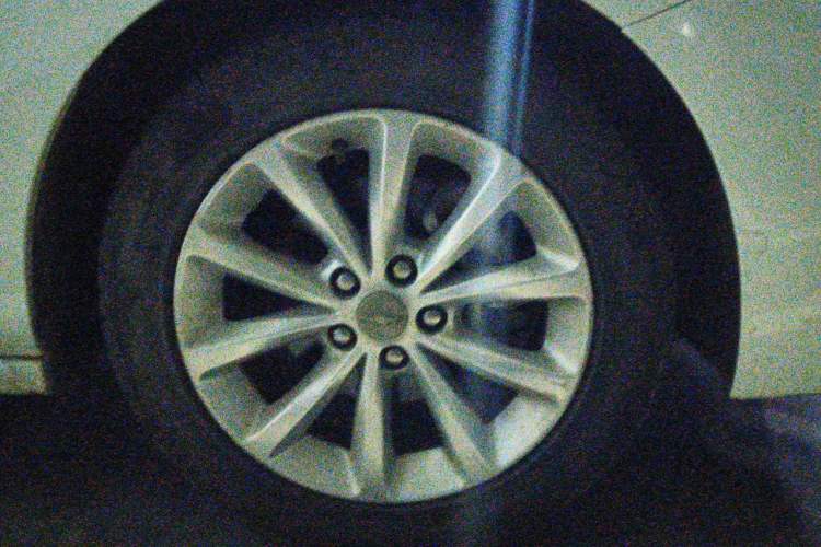 Used Chevrolet Cruze 2018 320 Automatic Xuanfeng Urban Edition Right Front Wheel Hub