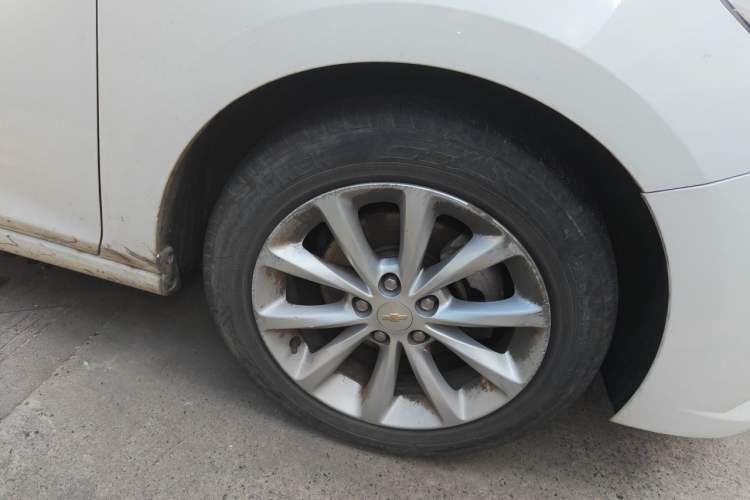 Used Chevrolet Cruze 2018 320 Automatic Xuanfeng Urban Edition Right Front Wheel Hub