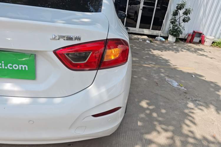 Used Chevrolet Cruze 2018 320 Automatic Pioneer Sunroof Edition Right Rear Taillight